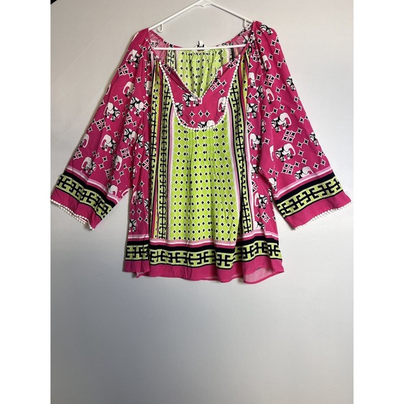crown & ivy Tops - Crown & Ivy Woman 3/4 Sleeve V-Neck Pink Lime Elephant Print Top Size 3X
